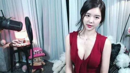 尤文训练视频爆料女主播,女主播意外曝光，揭秘球星日常  第3张